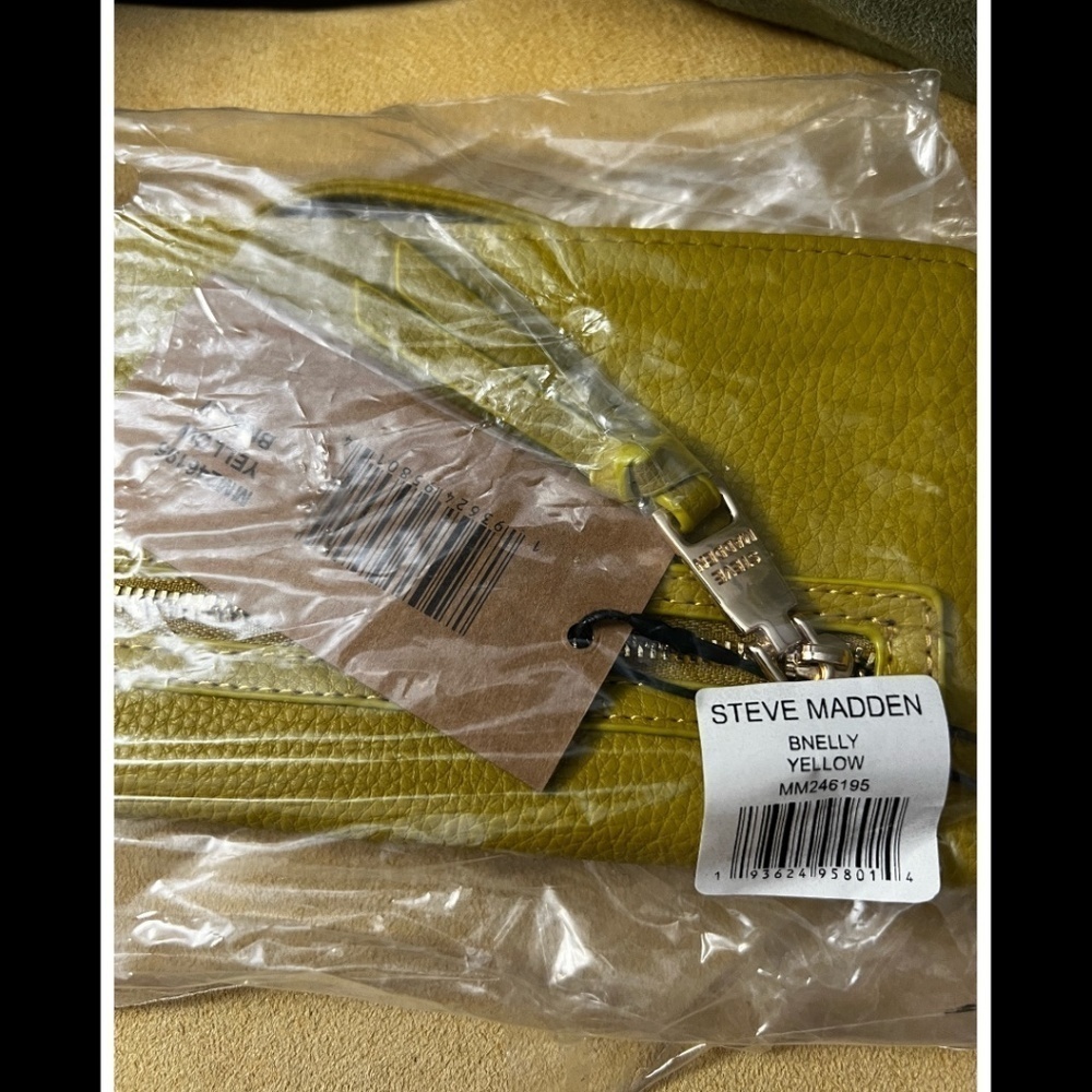 STEVE MADDEN B-Nelly Core Fold Over/Bifold Wristlet Wallet in Marigold NWT - Picture 11 of 13